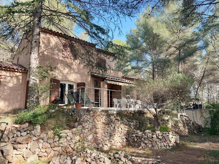 Villa pour 10 personnes, avec Terrasse ainsi que Jardin et Vue à Sanary-sur-Mer