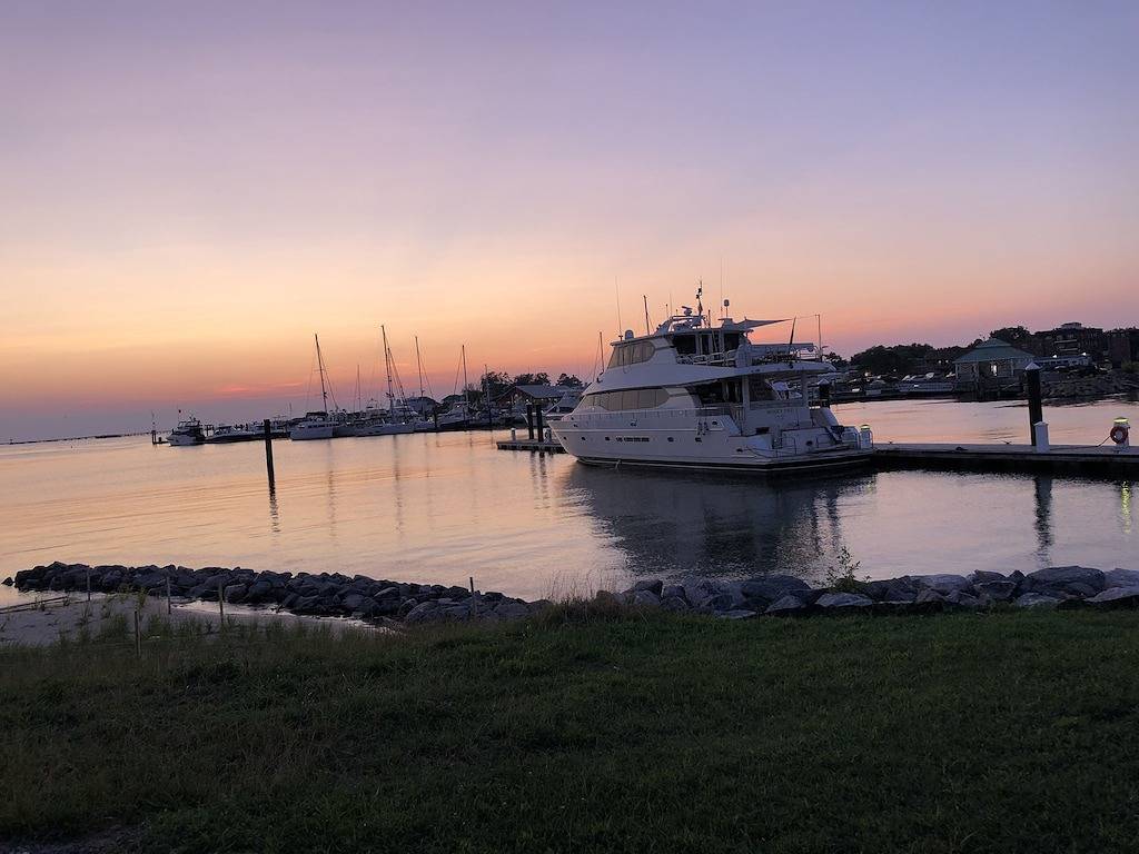 Sonnenuntergänge am Hafen. Genießen Sie den Hafen aus der Vogelperspektive. Einzigartige Lage! in Cape Charles, Chesapeake Bay