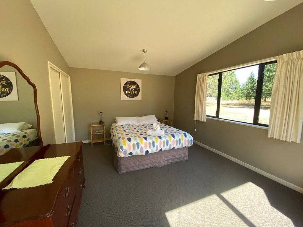 The Perfect Getaway - Sunny & Spacious Wifi Free in Twizel, Mackenzie District