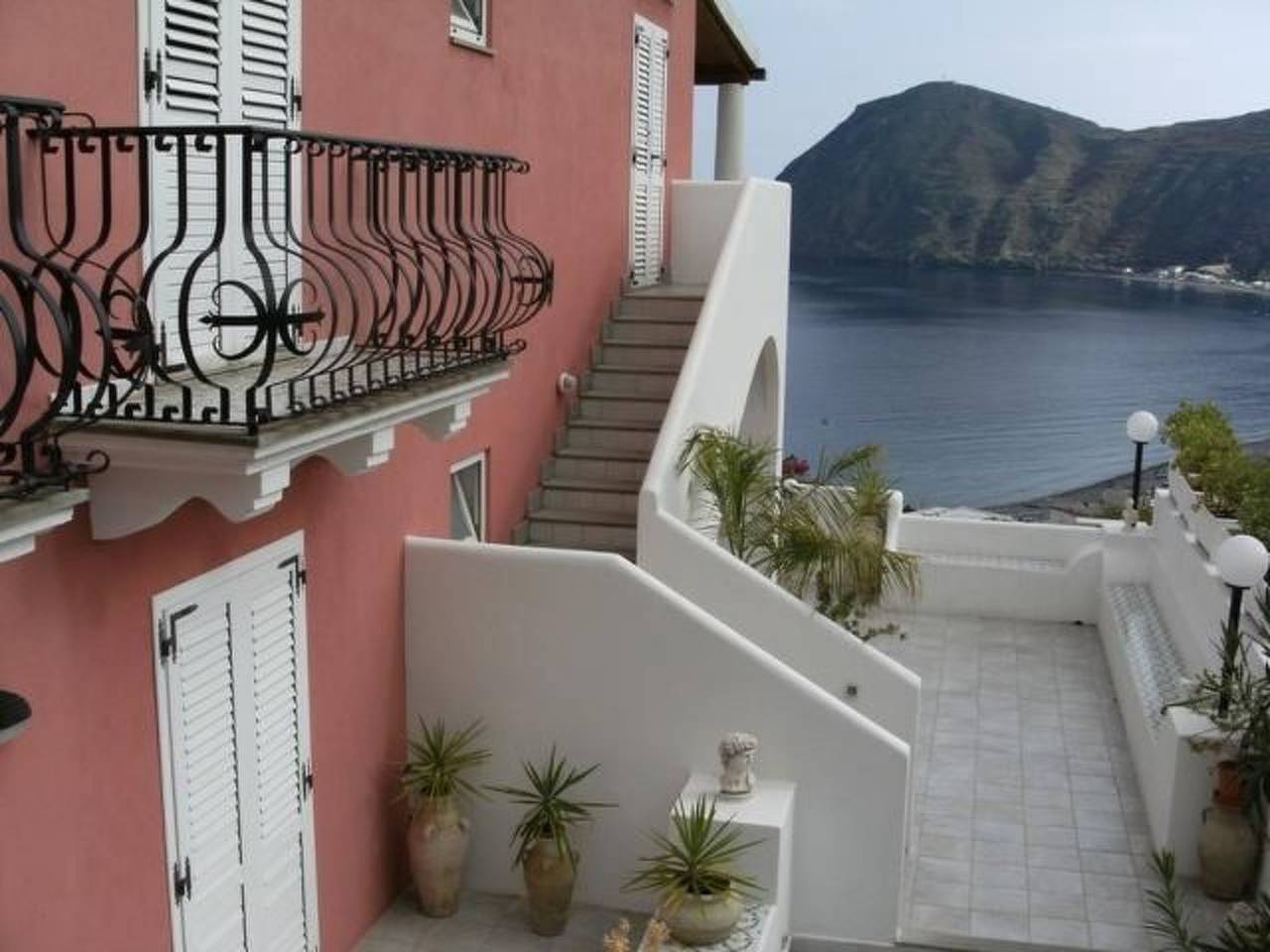 Entire apartment, Wohnung B in Lipari