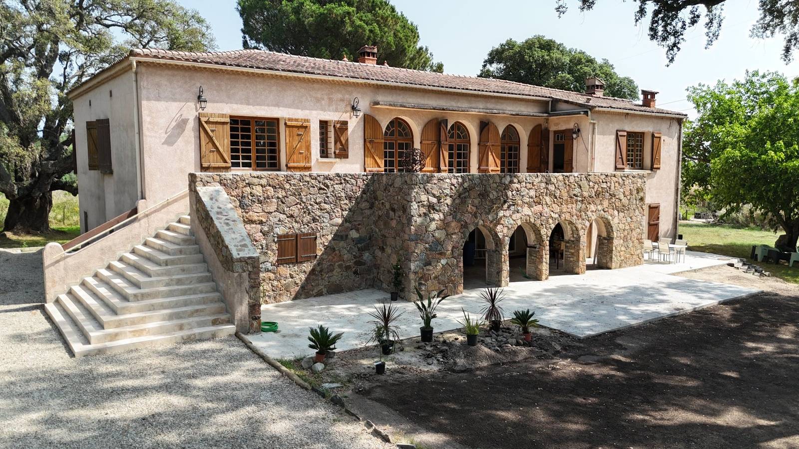 Charmant domaine pour se ressourcer au calme en famille in Prunelli-di-Fiumorbo, Parc naturel régional de Corse