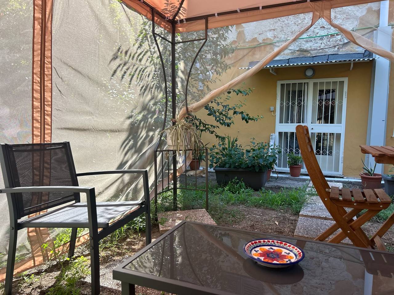 Appartamento intero, Casa Nadina Giardino privato vicino Torre di Pisa in Pisa, Riviera Toscana
