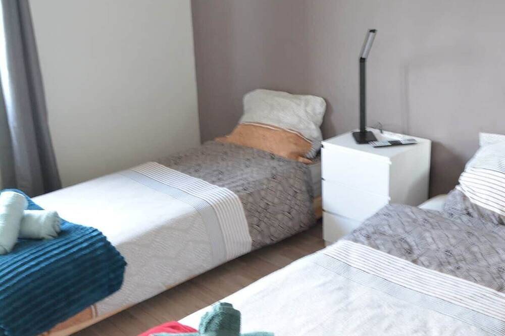Apartamento entero, Modular apartment in Lannemezan, Altos Pirineos