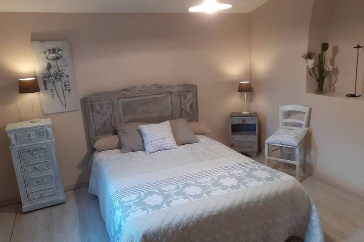 Gîte pour 6 personnes, avec jardin et piscine à Thenon - 4