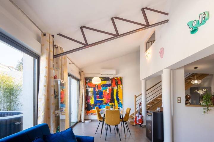 Gîte pour 2 personnes, avec jacuzzi et terrasse à Le Pontet - 2