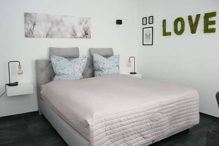 Ferienwohnung für 2 Personen, mit Garten und Terrasse - 1