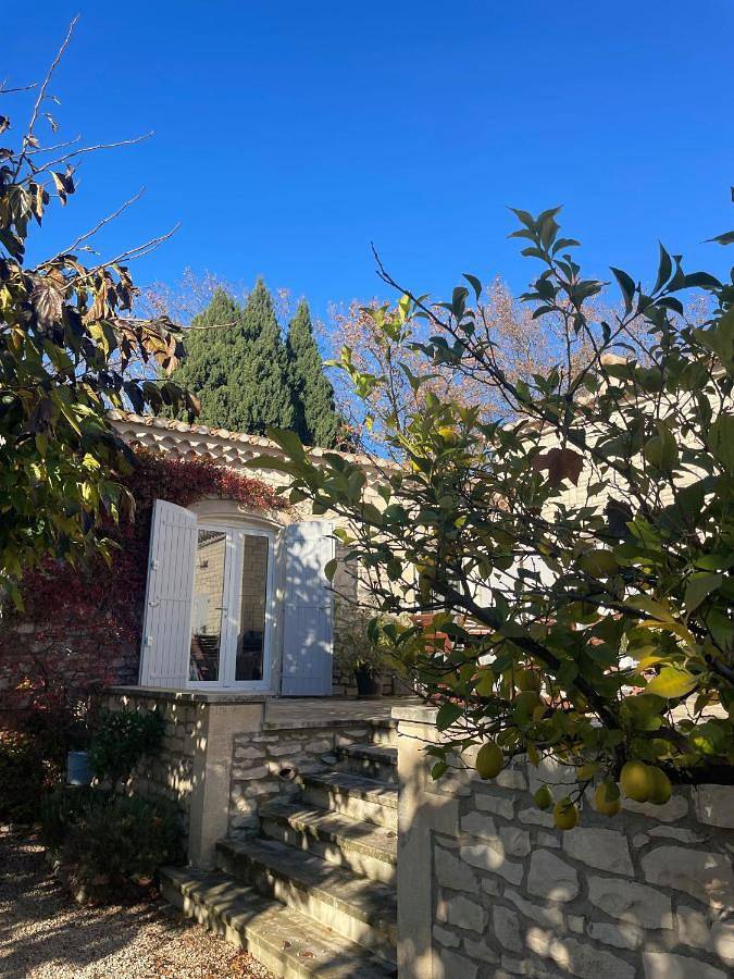 Chambre d’hôte pour 2 personnes, avec jardin et terrasse à Paradou