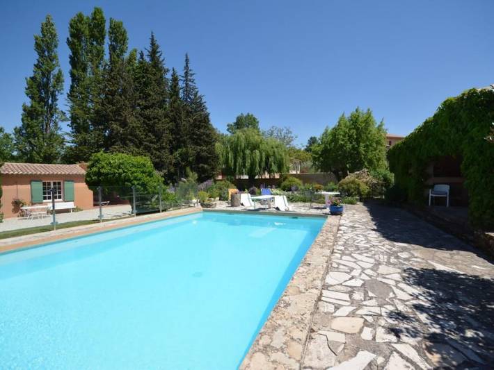 Gîte pour 4 personnes, avec piscine et terrasse, animaux acceptés à Malaucène - 4
