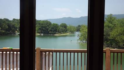 Vacation House for 10 Guests in Norris Lake, Tennessee, Picture 1