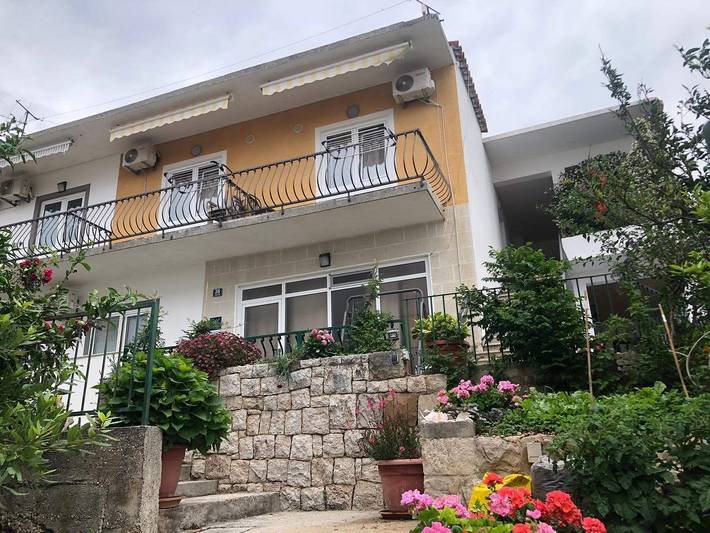 Apartament wakacyjny dla 2 osób, z Balkon/ taras w Tučepi