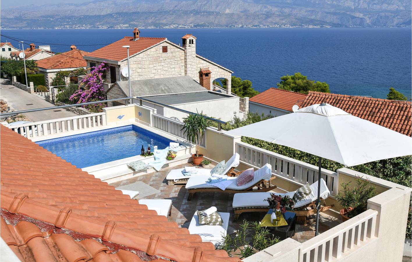 Ferienhaus für 10 Personen mit Garten in Postira, Brac