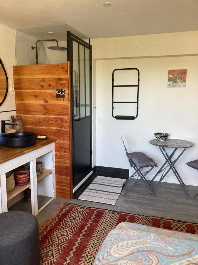 Location de vacances pour 2 personnes, avec terrasse et vue à Locronan - 2
