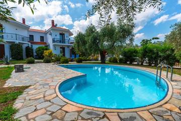 Villa für 7 Personen, mit Garten und Pool sowie Ausblick auf Thassos