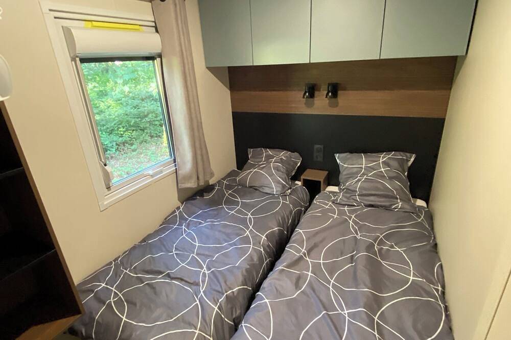 High-comfort mobile home rental, Gulf of Morbihan, non-smoking, no pets. in Monterblanc, Parque natural regional del Golfo de Morbihan