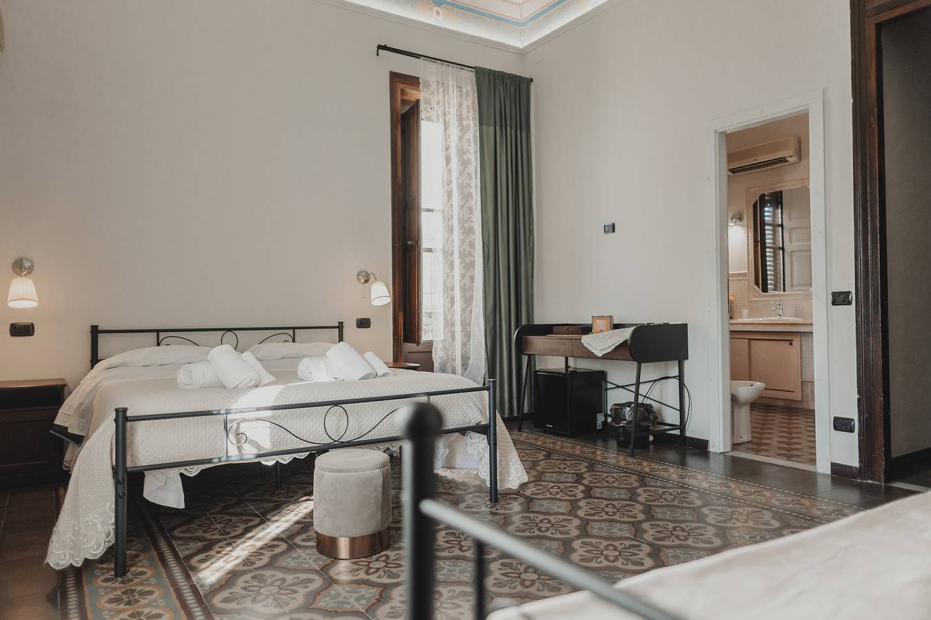 Habitación 'Golden Dream' con Wi-Fi y aire acondicionado in Cefalú, Cefalù (Municipio)