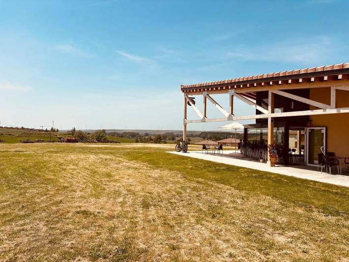 Casa rural para 16 personas en Alfoz de Burgos - 2