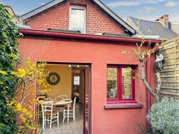 Ferienhaus für 4 Personen, mit Balkon und Terrasse