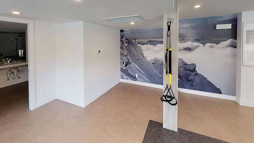 Hotel for 4 people, with hot tub and pool in Whistler