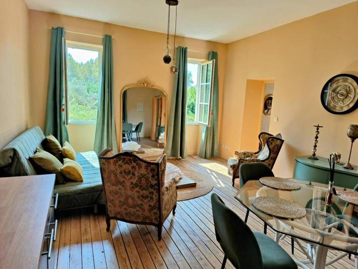 Location de vacances pour 4 personnes, avec piscine et jardin ainsi que vue et sauna à Saint-Bonnet-du-Gard - 4