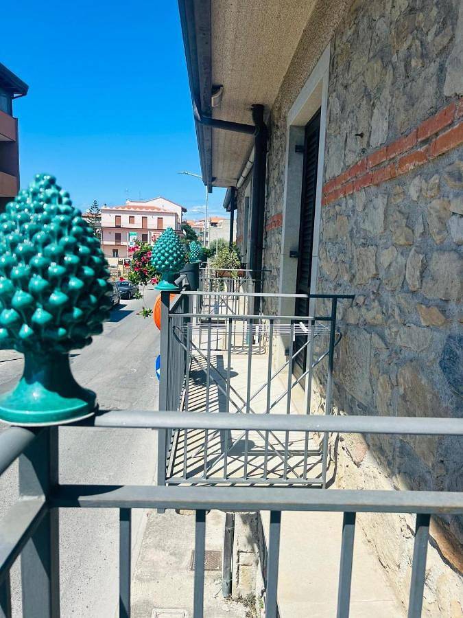 Appartamento per 3 persone, con terrazza, con animali domestici a Capo d'Orlando