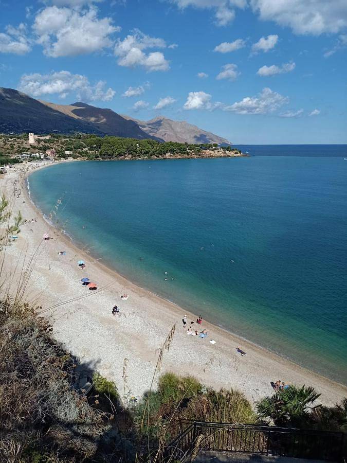 B&b per 4 persone, con terrazza a Castellammare del Golfo