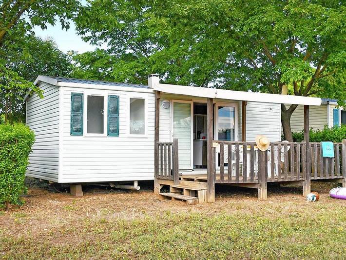 Camping pour 4 personnes, avec bassin pour enfant à Le Muy - 2