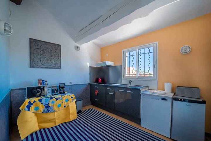 Ganze Wohnung, Ferienwohnung für 4 Personen mit Terrasse in La Côte Vermeille, Port-Vendres