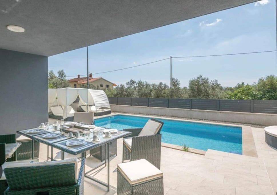Villa in Fažana (Kroatische Adria), Fazana