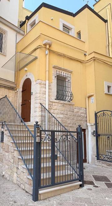 Gîte pour 2 personnes, avec balcon, animaux acceptés à Corato