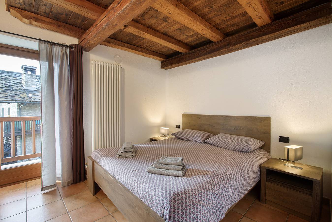 Geheel appartement, Appartement 'Tra Montagna E Città - Aosta' met Uitzicht op de Bergen en Balkon in Signayes, Aosta