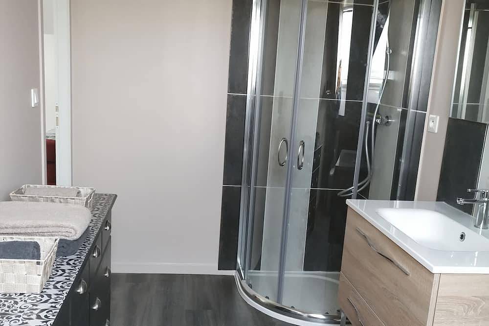 Entire apartment, Cozy studio near Caen and the sea, landing beaches in Biéville-Beuville, Caen region