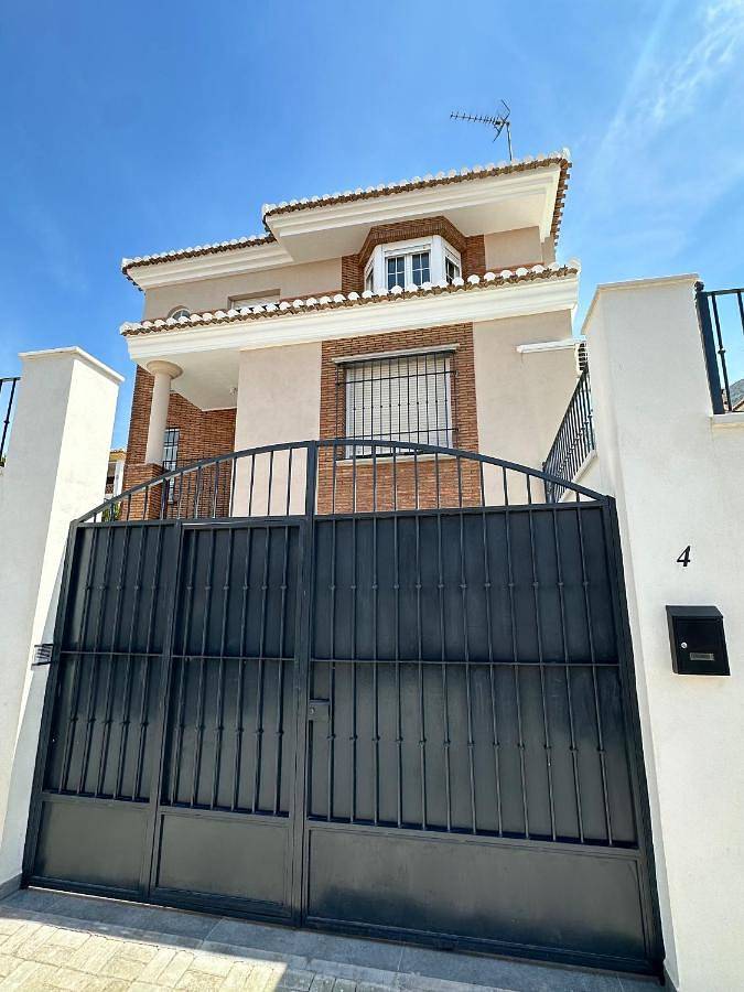 Gîte pour 8 personnes, avec vue ainsi que jardin et piscine à Dúrcal - 2