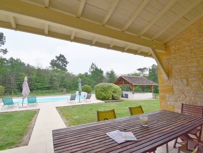 Location de vacances pour 5 personnes, avec terrasse et jardin à Blanquefort-sur-Briolance - 3