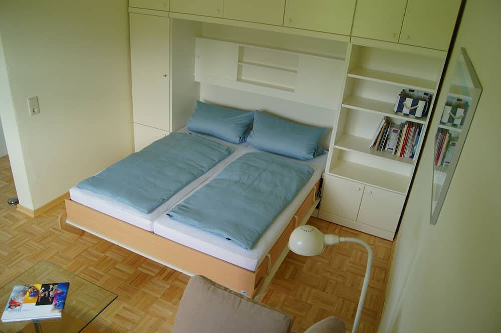 Ganze Wohnung, Maritimes Flair mit Wiesenblick in ruhiger Umgebung in Kieler Förde, Strande