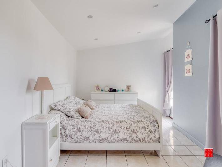 Location de vacances pour 3 personnes, avec terrasse ainsi que piscine et jardin à Châtellerault - 4