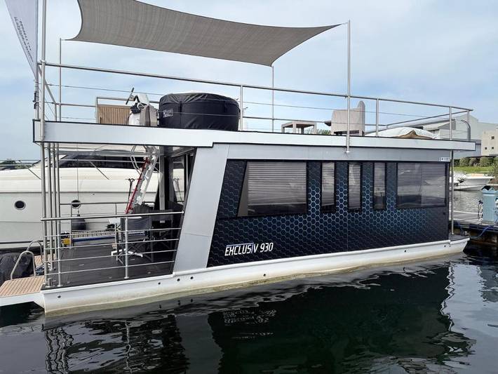 Boot für 2 Personen, mit Garten und Whirlpool sowie Pool in Italien - 4