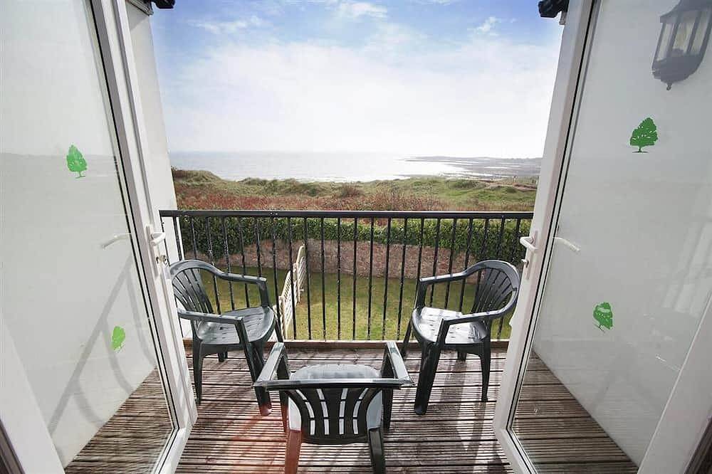 4 Bed in Port Eynon (oc-hh9901) in Swansea region