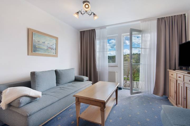 Ferienwohnung für 4 Personen, mit Seeblick und Balkon in Fränkisches Seenland - 2