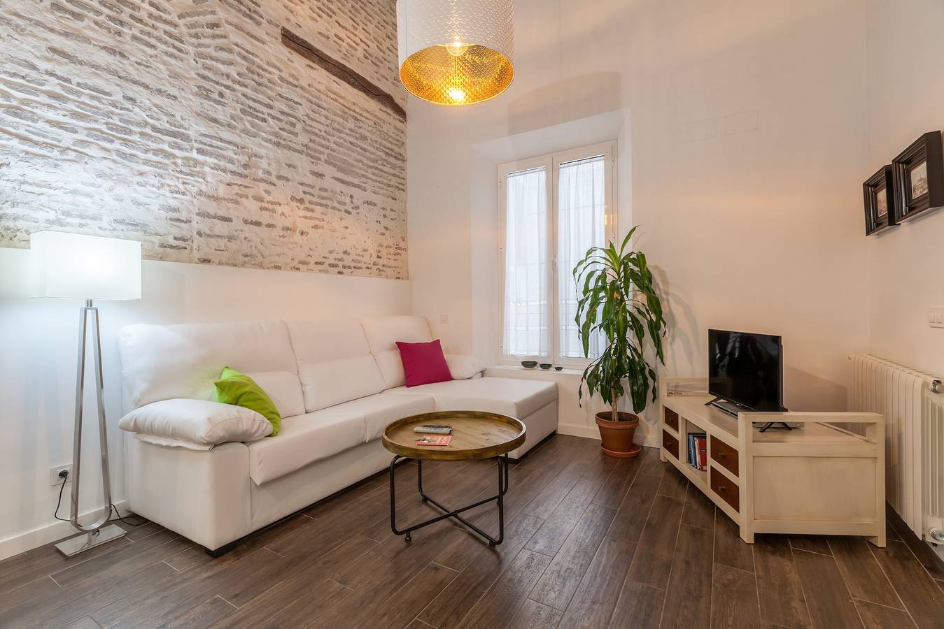 Casa Vacanze 'Orbyz' con Wi-Fi e Aria Condizionata in Casco Antiguo, Siviglia