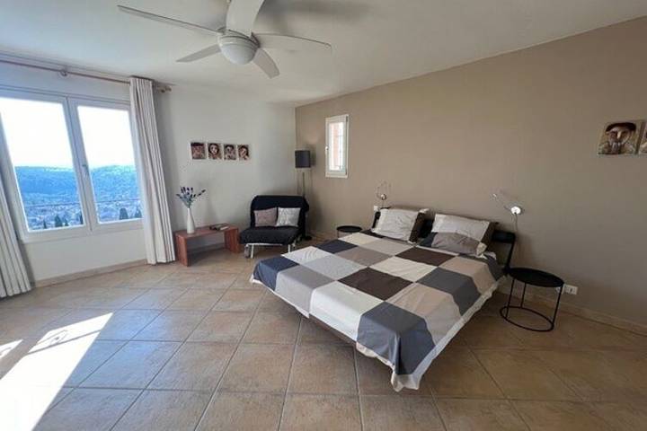 Villa pour 8 personnes, avec balcon et piscine, adapté aux familles dans les Alpes maritimes - 4