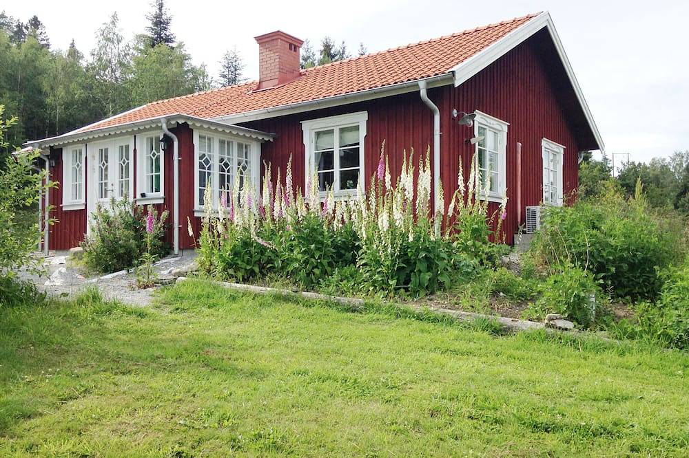 Sommervilla auf dem Land in der Nähe von Varekil/Orust | in Varekil, Orust