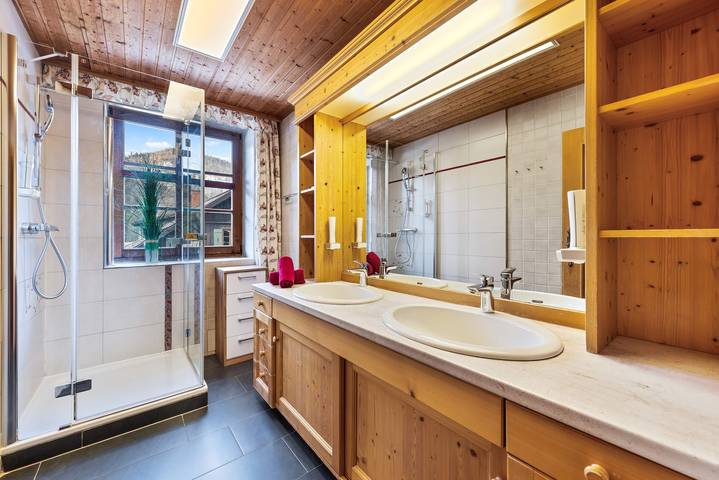 Ganze Wohnung, Blaa Alm Apartment | Kitchen | Balcony | Sauna in Altaussee, Salzkammergut