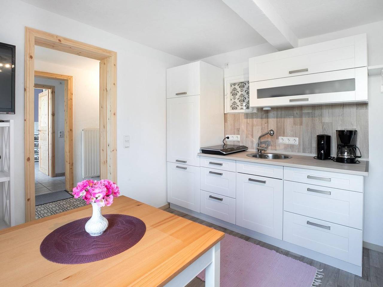Ganze Ferienwohnung, Ferienwohnungen Wengenroth - 2-Bett-Wohnung "Rose" in Westerburg, Westerburg & Umgebung