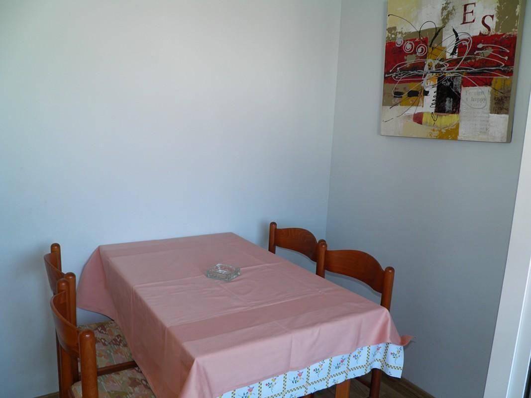 Entire holiday apartment, Holiday flat in Baška with private balcony and sea view in Zarok, Baska