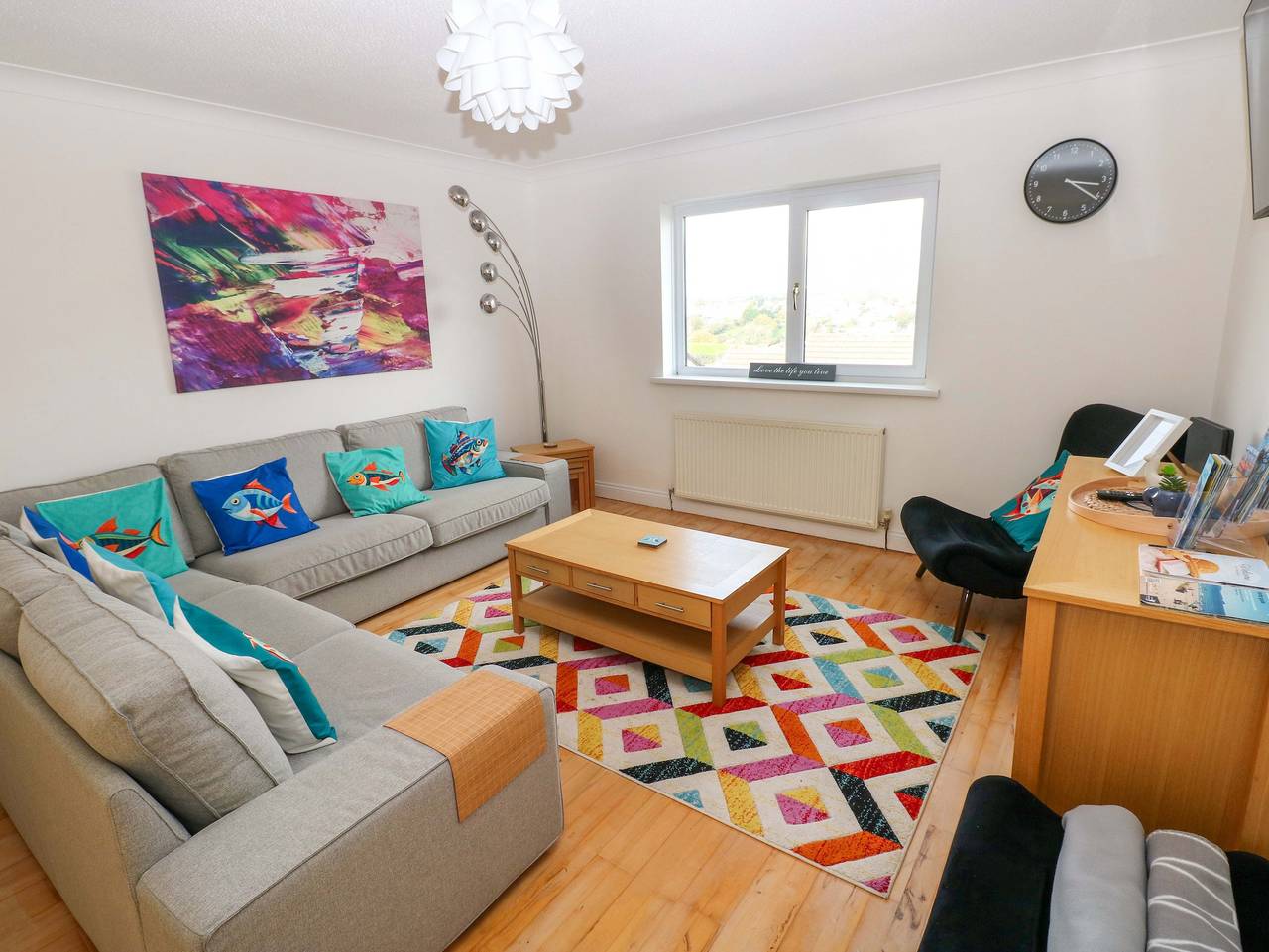 15 Lawnswood in Saundersfoot, Pembrokeshire