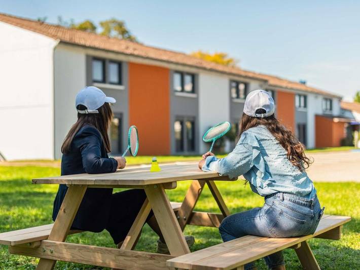 Hôtel pour 3 personnes, avec jardin et terrasse à Limas - 4