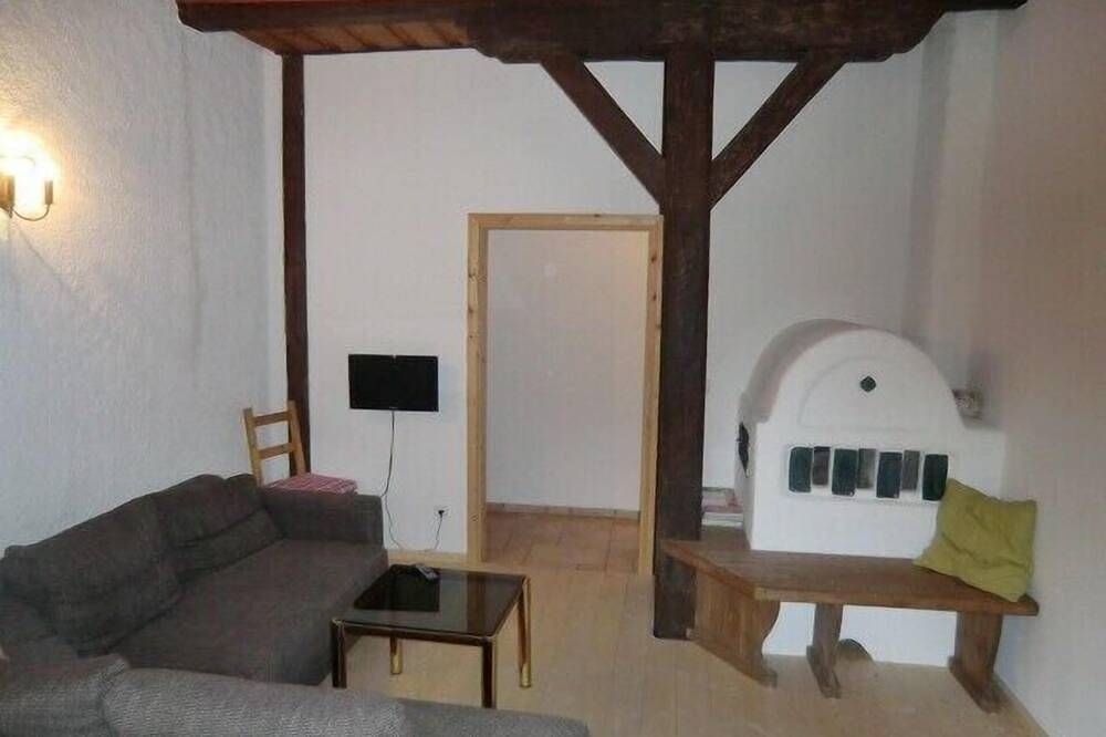 Ganze Wohnung, Kachelofen, Landhausstil, urgemütlich, Terasse, Garten, ebenerdig, See in Schlehdorf, Kochelsee
