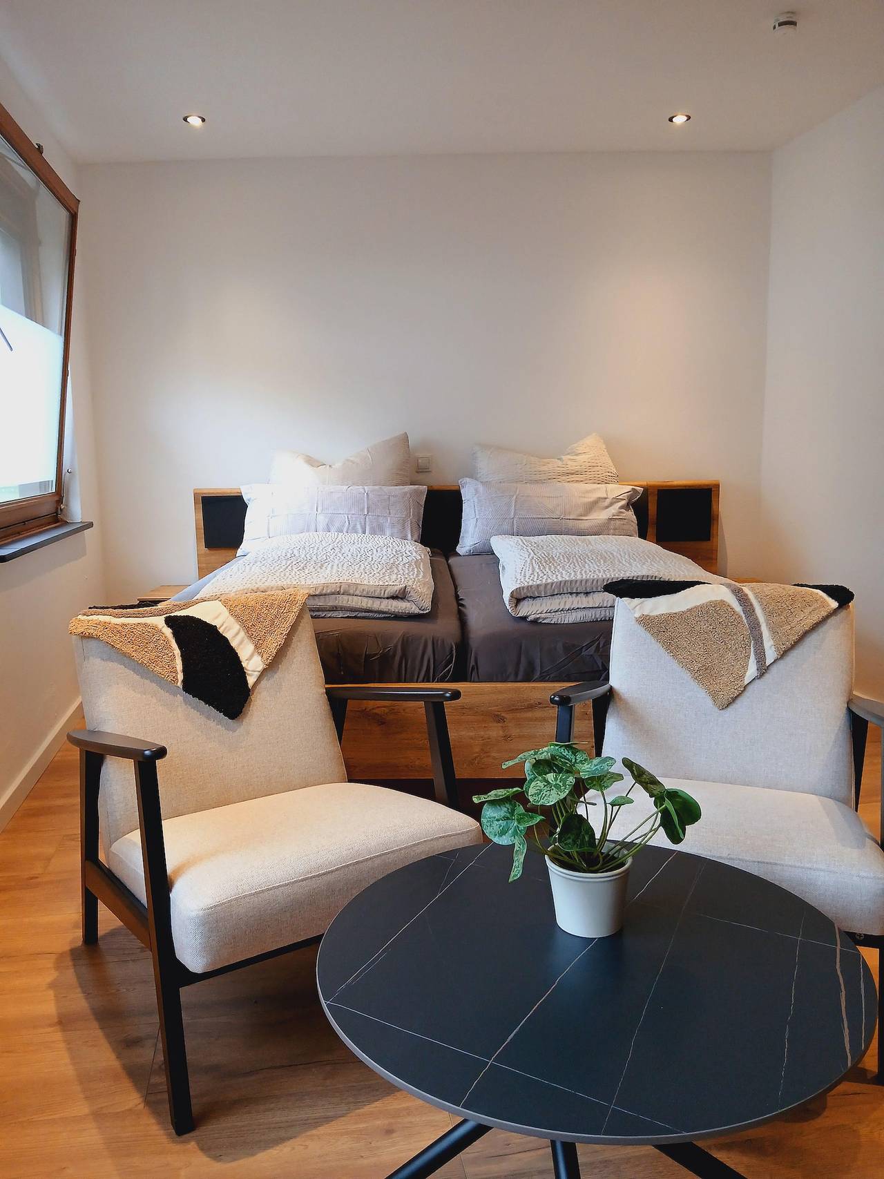 Ganze Ferienwohnung, Appartement Bleidenberg in Alken, Osteifel