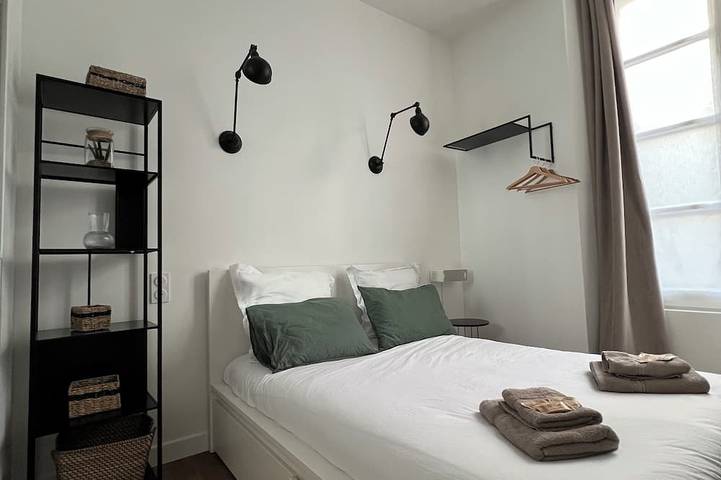 Ganze Wohnung, Le Laurencin Sens - Historic city center - Le Keys (1-bedroom apartment) in Sens, Yonne