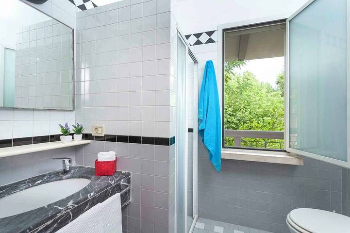 Apartamento entero, Apartamento de vacaciones con balcón y aire acondicionado in Fogliano Marina, Riccione